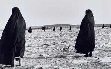 Photography, Shirin Neshat, Untitled, 1999, 74078