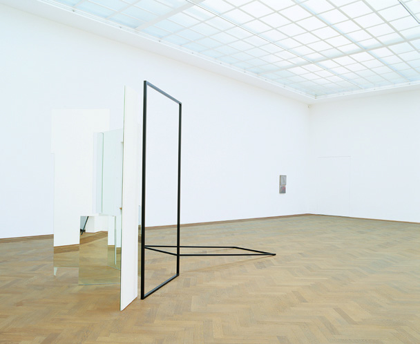 Nairy Baghramian, Das Hübsche Eck, 2006