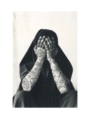 Photography, Shirin Neshat, Stripped, 1995, 17261