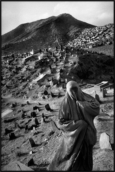 Photography, Abbas Attar (Abbas), Afghanistan. Kabul, 2001, 25838