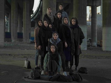 Photography, Newsha Tavakolian, A group of Young Women in Tehran Resembling a Mountain, 2020, 68969