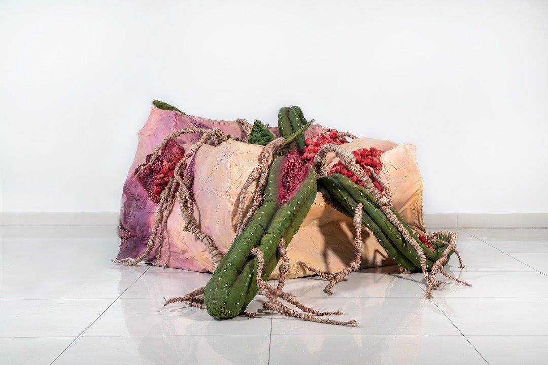 Parisa Taghipour, Collapse, 2021