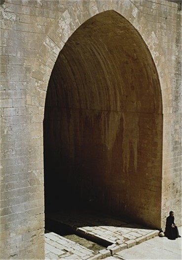 Photography, Shirin Neshat, Arched Doorway, 1999, 5956