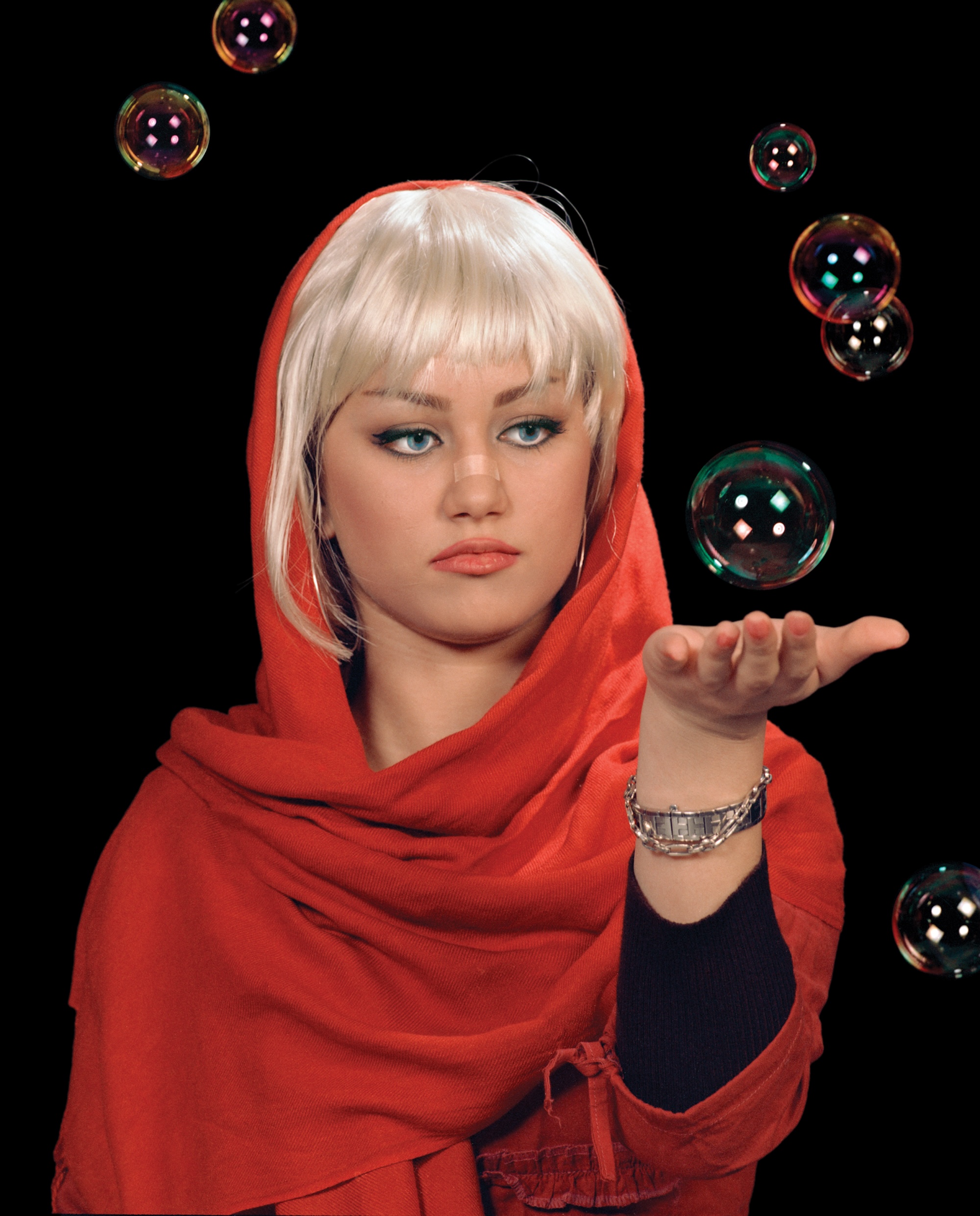 شیرین علی آبادی، خانم هیبرید ۵، 1387