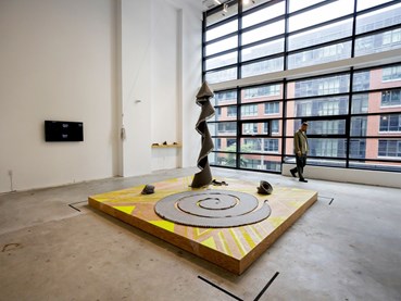 بی‌ینال تورنتو درحال برگزاری است و دریچه‌ای است به آنچه امروزه هنر به نظر می‌رسد