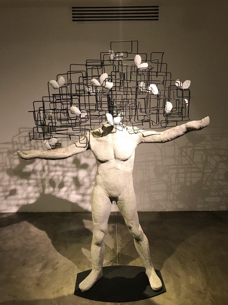 Pseudo Sculpture, installation view