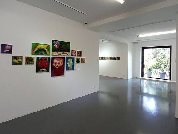 Carbon, installation view
