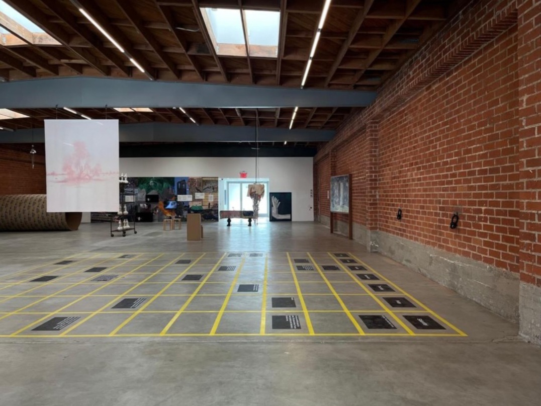 To Share a Stomach, installation view