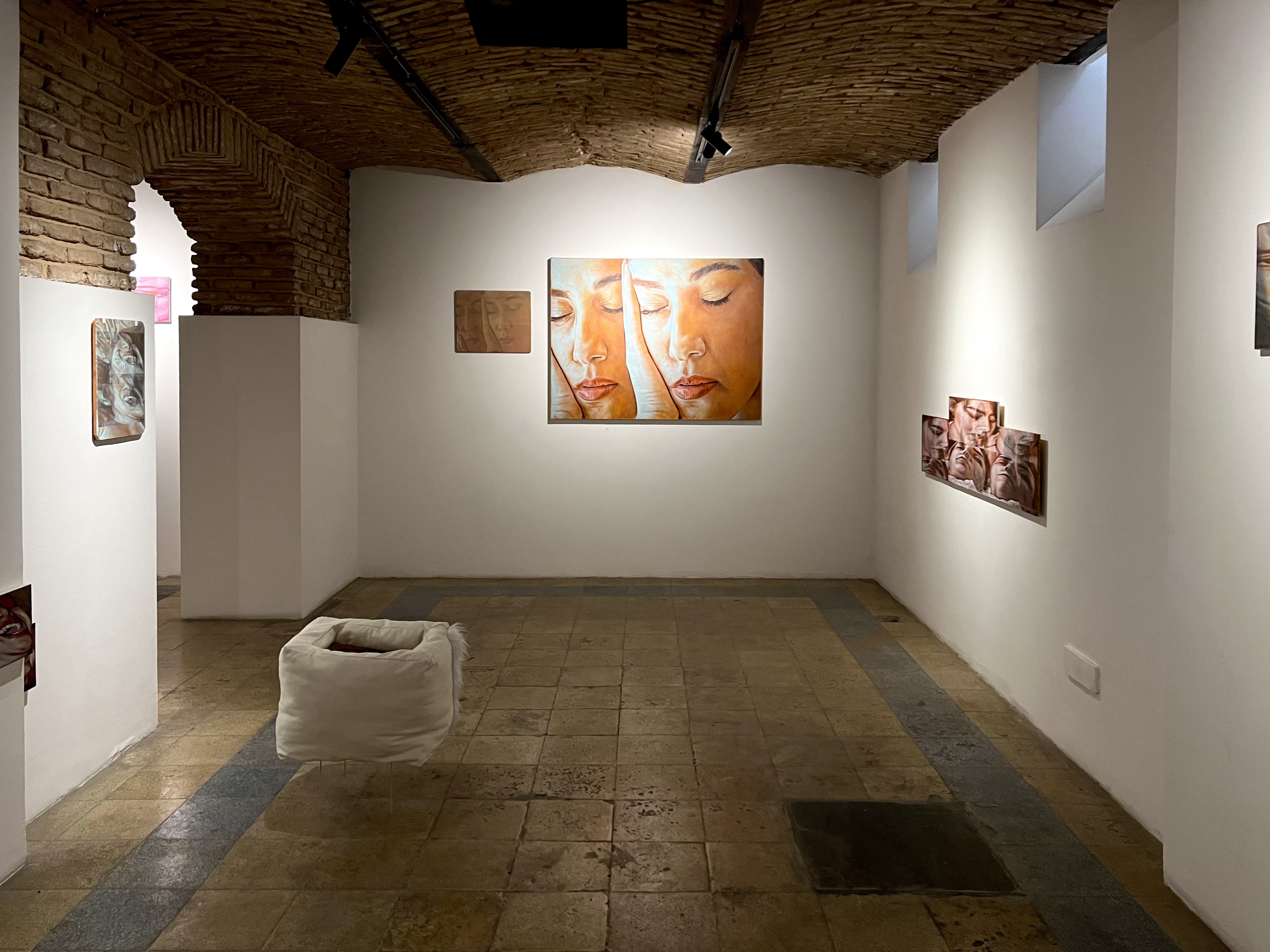 Kalanjar (Struggle), installation view