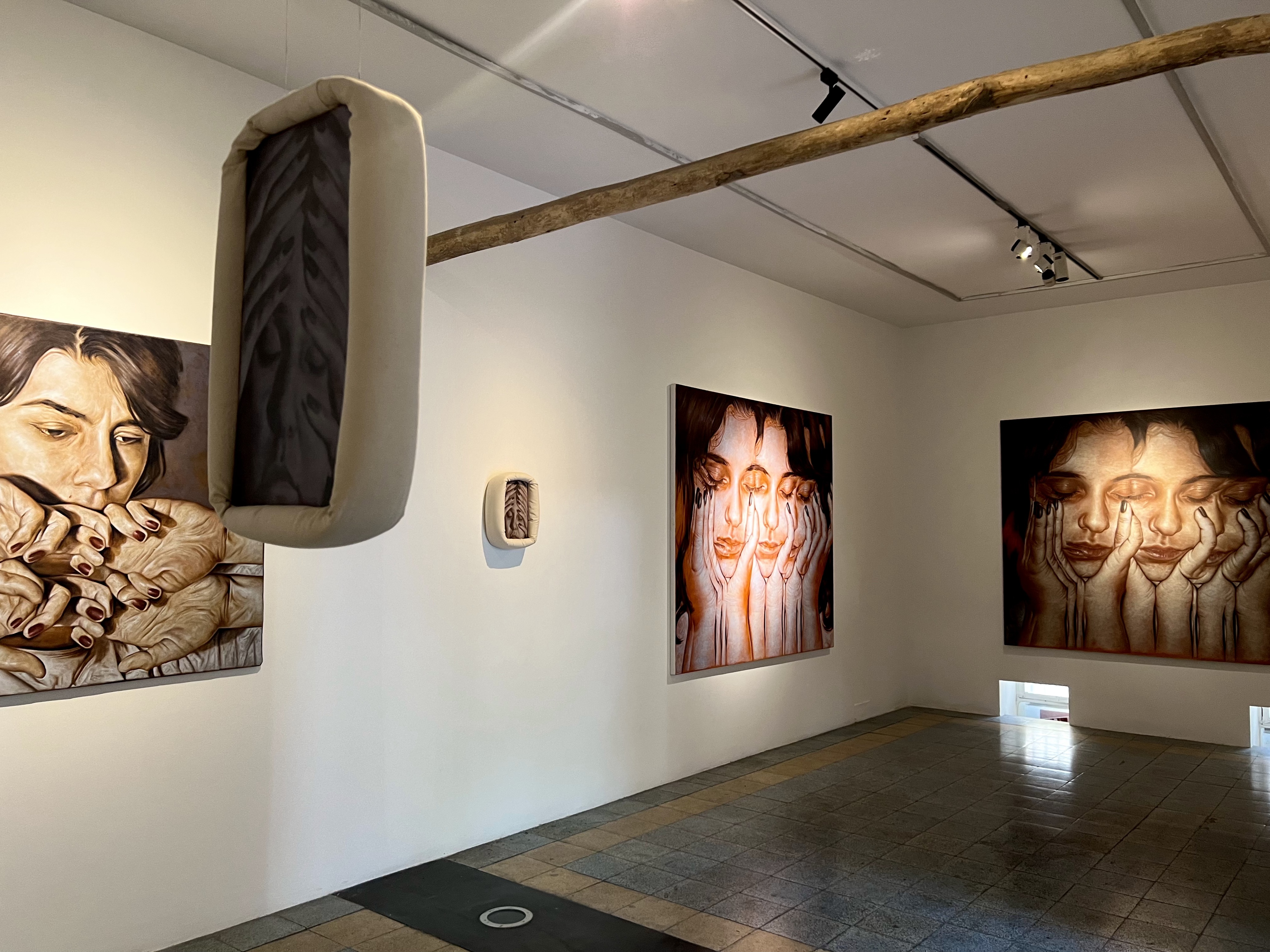 Kalanjar (Struggle), installation view