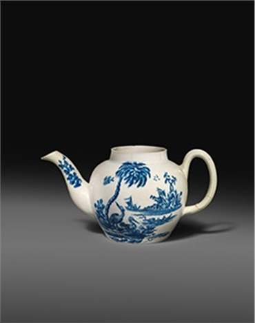 Earliest American Porcelain Teapot Acquired by The Met