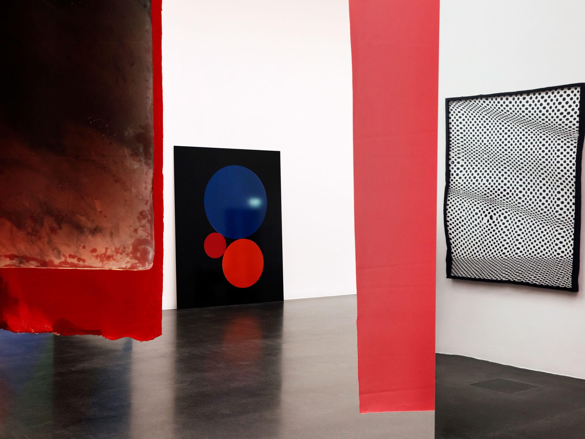 All at Once. An Interplay with Li Tavor, Installation view.