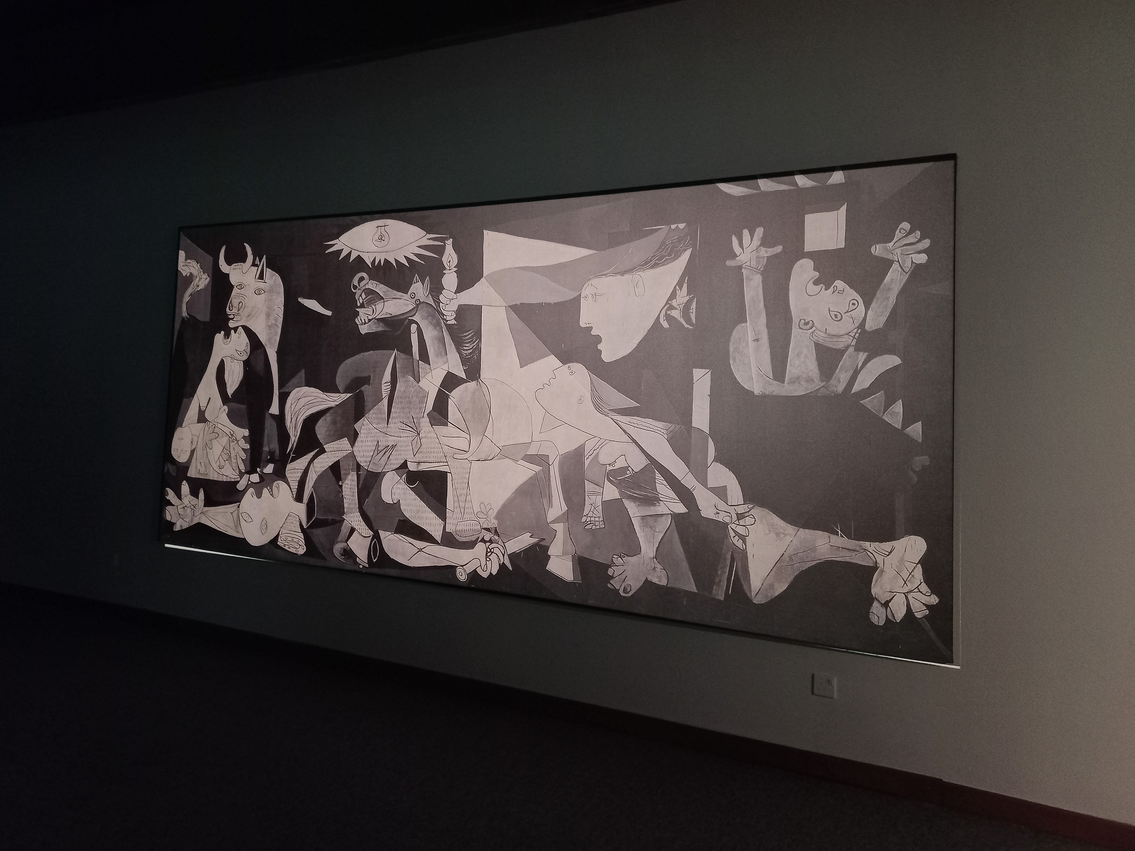 Picasso in Tehran, Installation view.